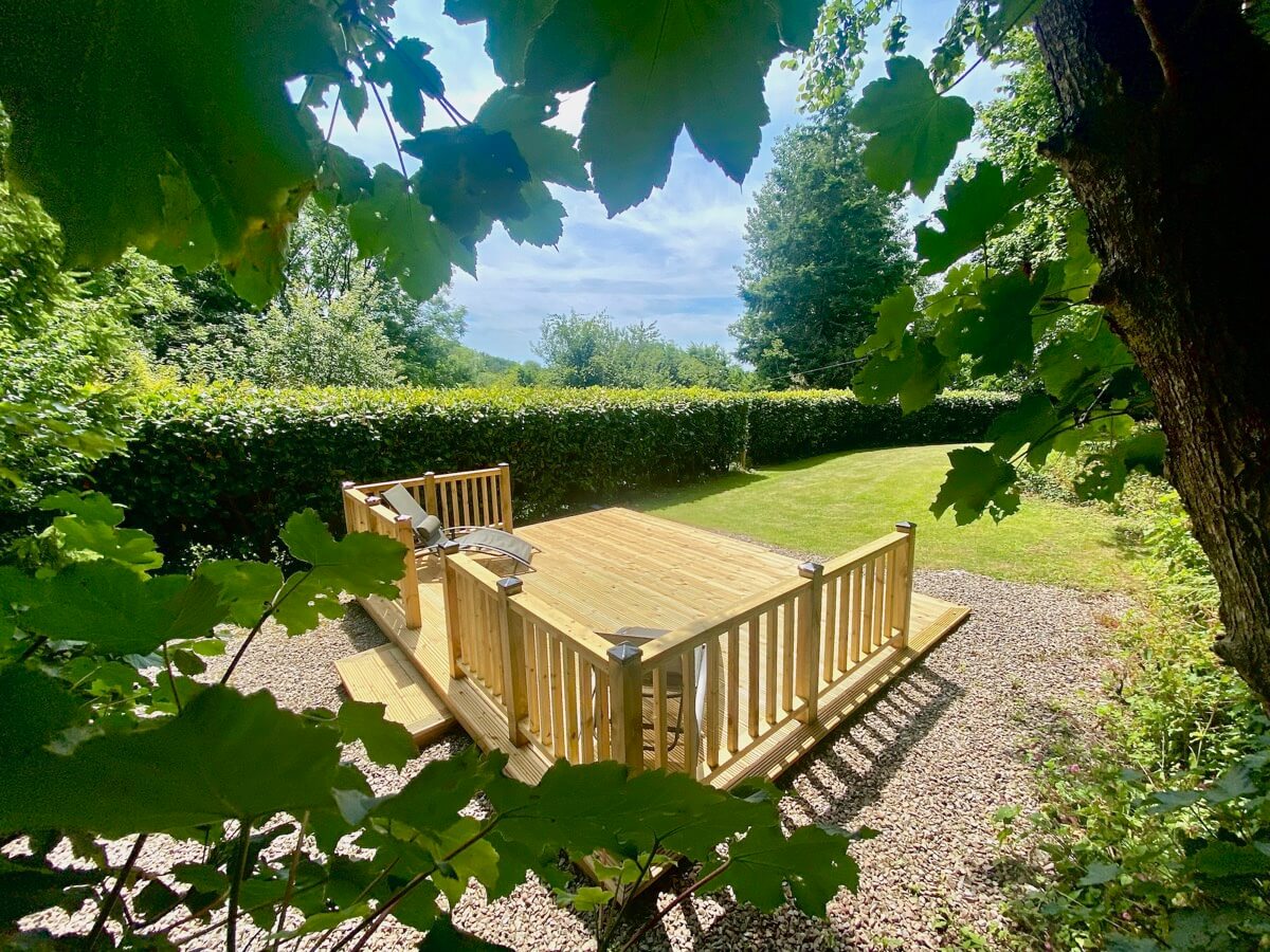 Sunridge cubes secret garden space and deck. 